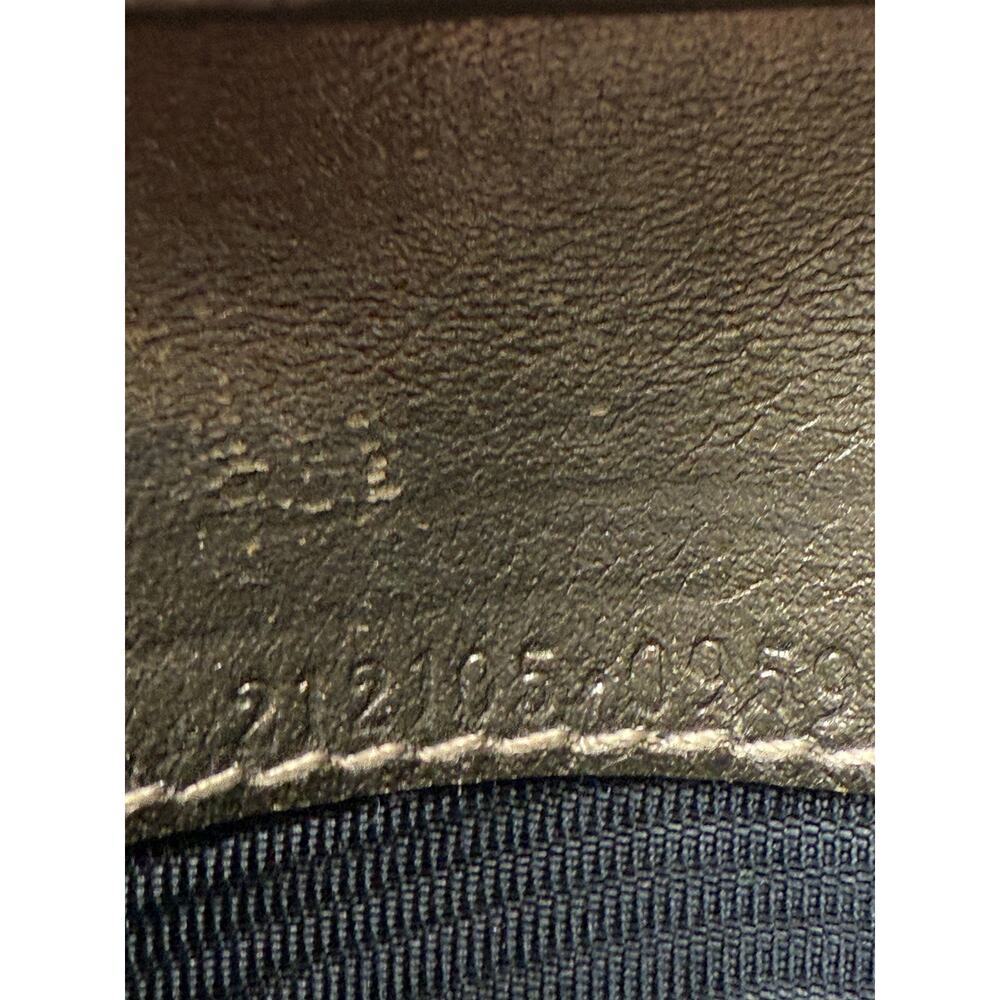 Gucci Gg Signature Bi-fold Compact wallet authentic fair condition - Picture 16 of 16